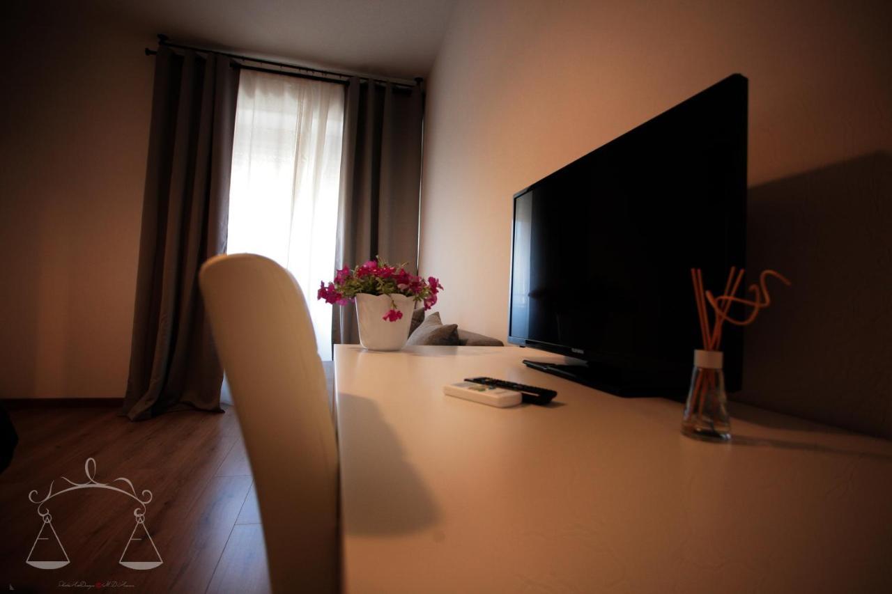 La Libra Rooms Кальяри Экстерьер фото