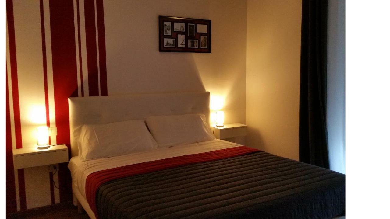 La Libra Rooms Кальяри Экстерьер фото