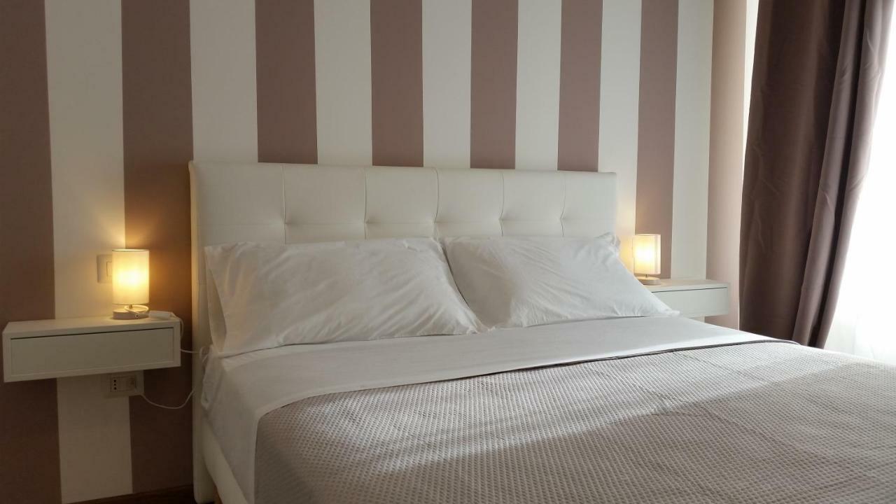 La Libra Rooms Кальяри Экстерьер фото